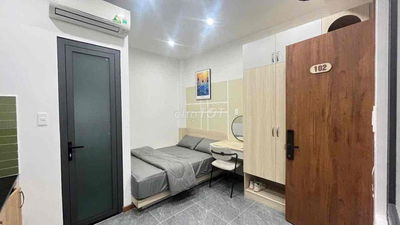 CĂN Hộ 1P Trang Bị Mới Nội Thất _ Cách Âm _ Thang Máy