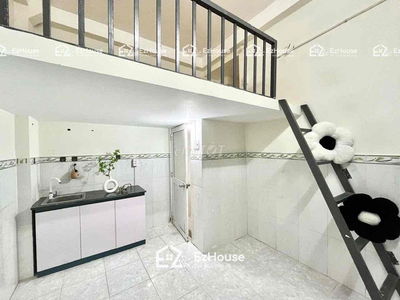 CHO THUÊ PHÒNG CÓ GÁC SẴN MÁY LẠNH SÁT ĐH CÔNG THƯƠNG CHỈ 2P