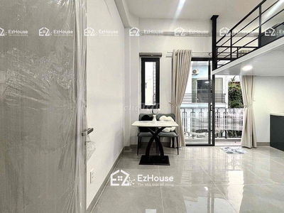 Phòng ban công mới xây siêu đẹp ngay ĐH IUH - ĐH VLU