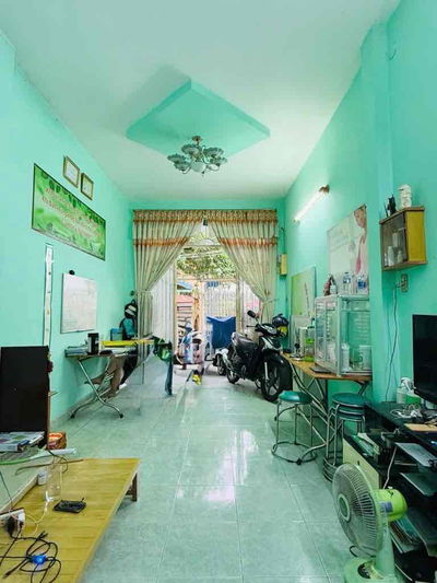 TRƯỜNG CHINH - TÂN BÌNH - GẦN NHÀ GA T3 - 2 TẦNG -  NỞ HẬU NHẸ