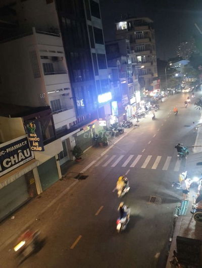 Căn hộ chung cư lầu 2 full nội thất