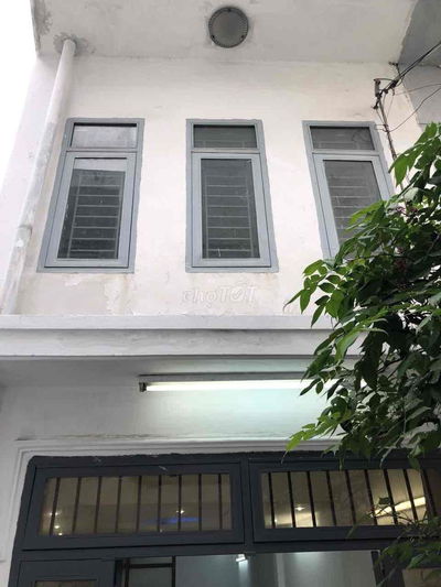 Cho thuê nhà nguyên căn sát đường đình phong phú , tăng nhơn phú .