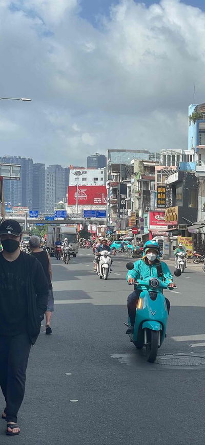 NGANG 5M. HẺM XE HƠI . CÁCH MẶT TIỀN CHỈ 2 CĂN