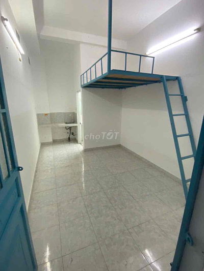 CHO THUÊ PHÒNG TRỌ CÓ GÁC MỚI NGAY CỘNG HOÀ TÂN BÌNH ❗️