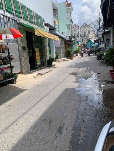 BÁN NHÀ MẶT TIỀN KHU CHỢ THẠNH XUÂN XE TẢI THÔNG - 63M -3 TẦNG- KD