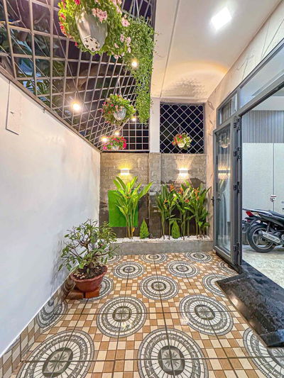 NHÀ LẦU MỚI TUYỆT ĐẸP HẺM 123 ĐƯỜNG TRẦN HƯNG ĐẠO