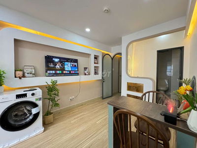 CHO THUÊ CHDV 1 PHÒNG NGỦ - 1PN TÁCH BẾP GẦN SÂN BAY