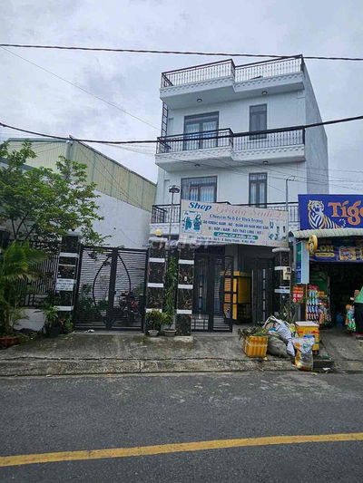 Ngộp ngân hàng cần ra gấp nha mt đường 100m2  bán hạ giá 1tỷ còn 5ty5