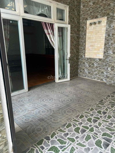 BÁN NHÀ GÁC LỮNG CÁCH CHỢ MIẾU BÔNG 500M Ô TÔ TỚI NƠI