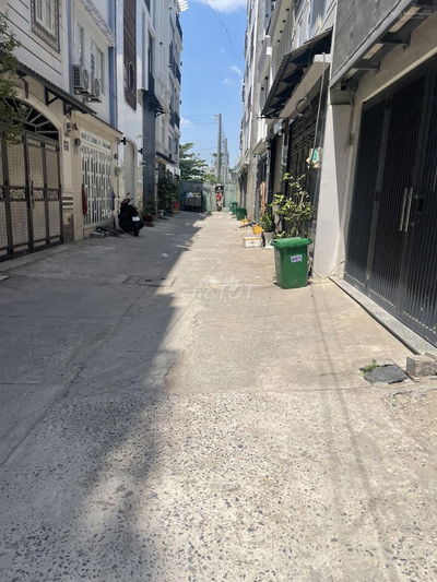 Phòng trọ sinh viên, có nội thất, sạch sẽ, an ninh