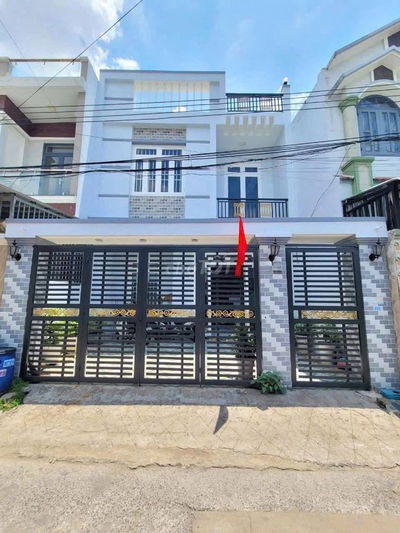BÁN NHÀ TRỆT LẦU GẦN LÝ THƯỜNG KIỆT DĨ AN SÂN XE HƠI 7 CHỖ