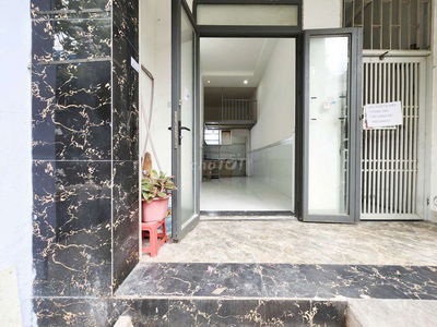 Cho thuê MB KD Tân Phú 20m², có gác, wc, góc Tô Hiệu-Trần Quang Quá