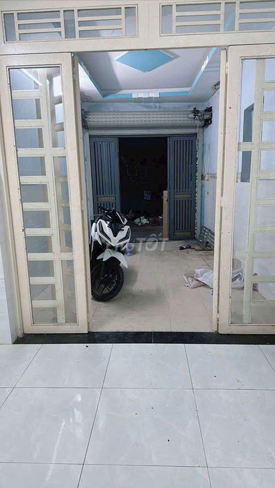 Cho thuê nhà mặt tiền đường Thoi An 11 q12 1lầu 105m 3Pn giá 6,8tr vip