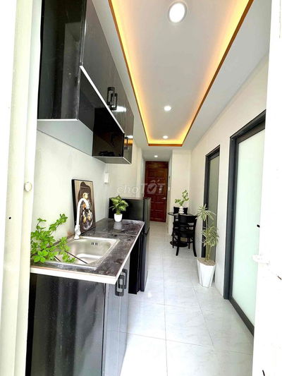 Cho thuê 2 phòng ngủ mini tách bếp riêng biệt ngay Ngã Tư Hàng Xanh