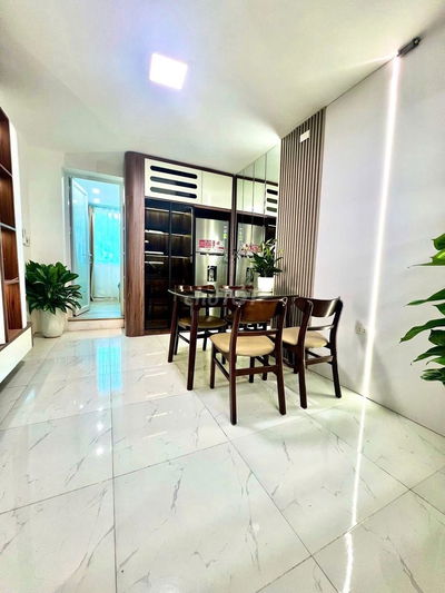 BÁN CĂN HỘ TẬP THỂ ĐỒNG XA - MAI DỊCH  CẦU GIẤY DT: 70m; Tầng 4