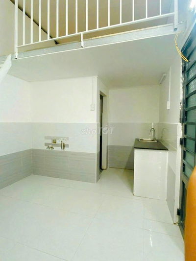 Tôi bán nhà 18 m2, 1 trệt. 1 lửng. Giấy tờ hợp lệ,Tuyệt đẹp, Quận 7