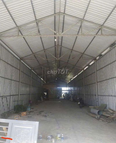 Cho thuê kho kiệt 7m Phan Văn Định, 320m2