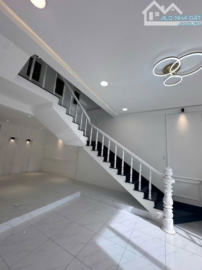BÁN NHANH NHÀ ĐẸP NÉT CĂNG 2,5 MẶT TIỀN TẦNG ĐƯỜNG DƯƠNG TRÍ TRẠCH-BIỂN SƠN TRÀ -NHỈNH 10T