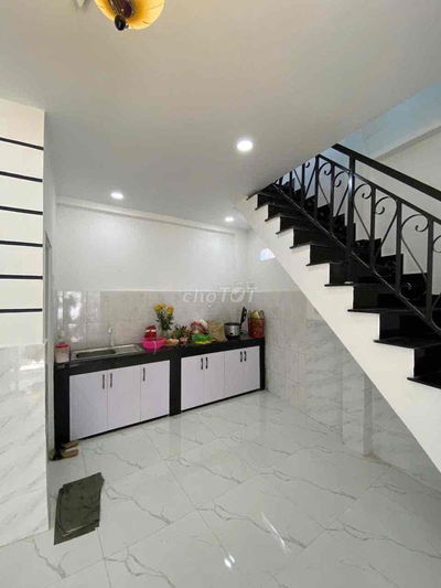 Nhà nguyên căn 3 phòng ngủ mới xây ngay tại Lê Quang Định - Bình Thanh