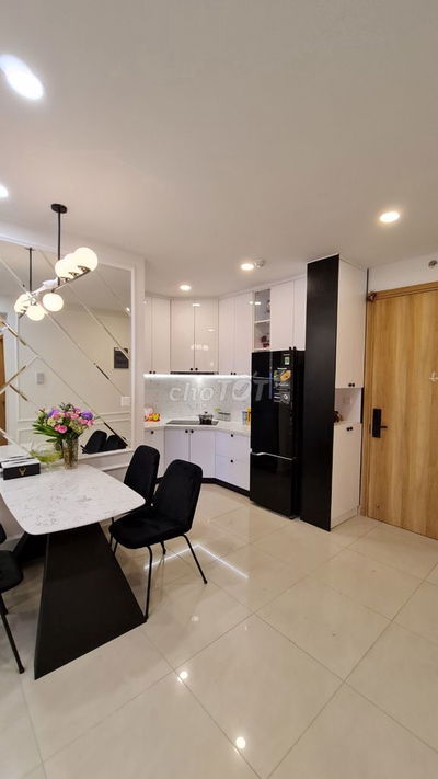 💎 Chính chủ gửi cho thuê căn hộ Emerald 2PN + 1WC, giá 12 triệu