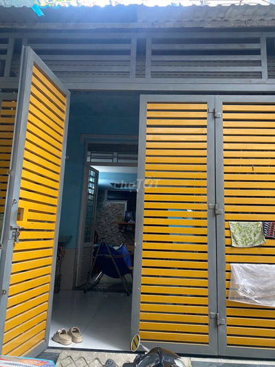 CẦN BÁN NHÀ SỔ HỒNG RIÊNG 1 TRỆT 1 LẦU , HẺM LIÊN KHU 5-6, Q. BÌNH TÂN