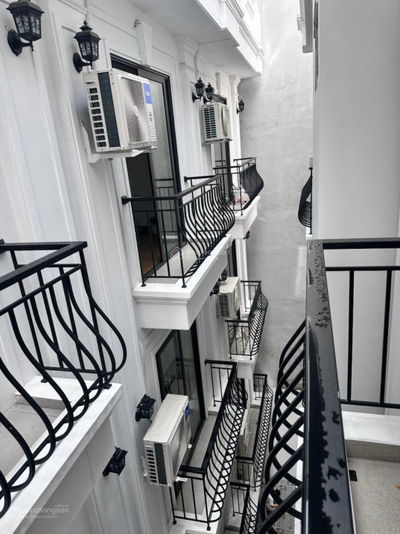 Nhà ở Sướng .Cách Ô tô 10m . Ngõ Nông, khu dân trí cao, tiện ích ngập tràn, nhà MỚI Kingkong, dt45m