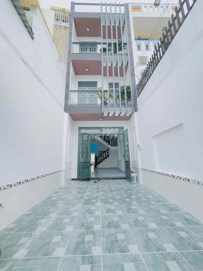 chính chủ cần bán căn nhà hẻm xe hơi, 1trệt 2 lầu