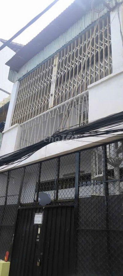 Cho thuê nhà Lê Hồng Phong, P10, Quận 10. DT: 4x10m, 2PN, 2WC, 2 tầng