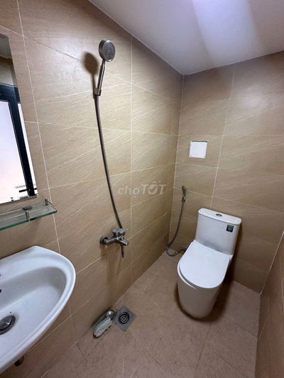 Bán Gấp CHDV Ngang 6m HĐT 60tr/th Ngay P. 16 GV 4 Tầng Bán 15,5 Tỷ