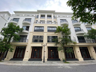 Cặp căn hoa hậu duy nhất: Diện tích 63m², xây 5 tầng, giá chỉ 9,999 tỷ  Cơ hội đầu tư tốt