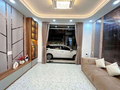 Kinh doanh lỗ vốn bán gấp nhà Tôn Đản, Q4 - 43m² - 2TỶ750