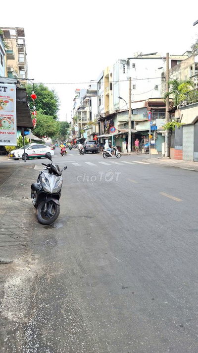 Mặt tiền Quận 10-3,5x12m - cho thuê 25tr/t - Từ 12,5 tỷ còn nhỉnh 9 tỷ