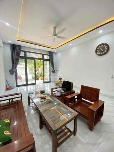 Cho thuê nhà 3.5 tầng khu Nam Việt Á