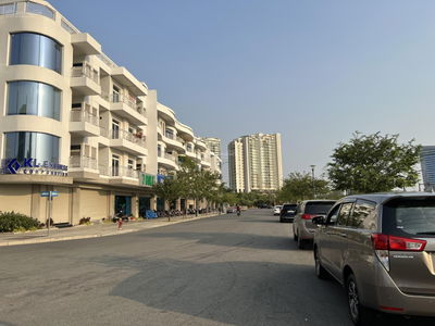Chuyên cho thuê tòa văn phòng Thủ Thiêm LakeView, 698m2/190tr, 1 hầm+ 5 tầng, ngang 7m, căn góc
