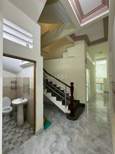 NGỘP NGÂN HÀNG BÁN NHÀ 1T1L BÙI VĂN BA Q7 62M2/2TY230TR SỔ HỒNG RIÊNG