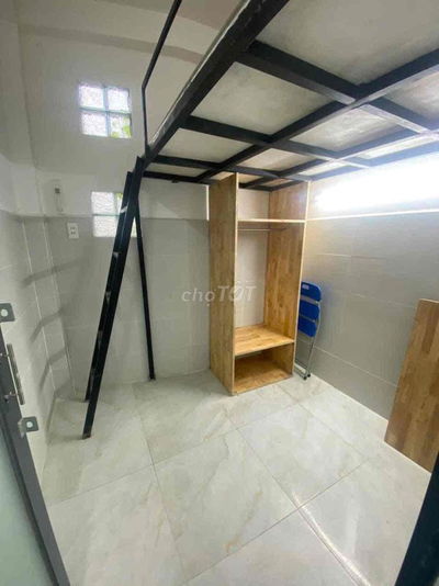 CĂN HỘ DUPLEX MỚI CÓ THANG MÁY ĐI BỘ QUA UTH FULL NỘI THÂT