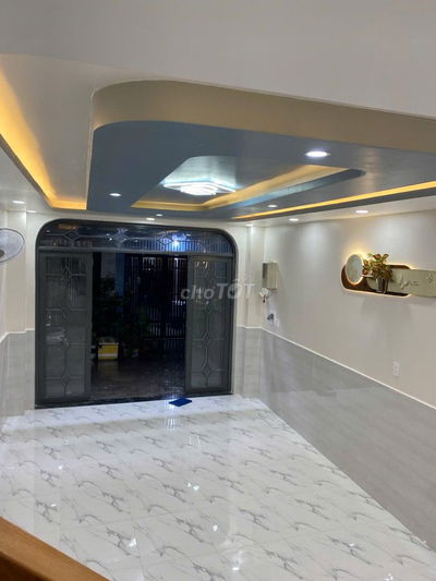 NHÀ ĐẸP GIÁ CHỈ 4.8 TỶ - 4X13M LÊ VĂN QUỚI – HẺM XE TẢI GIÁP TÂN PHÚ