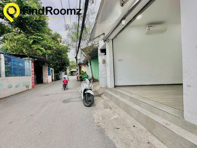 Trống MẶT BẰNG KINH DOANH (có chỗ ở sẵn 2 Máy Lạnh)đường oto
