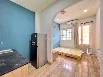 CHO THUÊ STUDIO BAN CÔNG NGAY CẦU VƯỢT 3 THÁNG 2 QUẬN 10 GIÁ TỐT