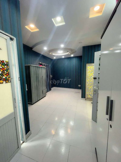 Nhà HXH Hoàng Văn Thụ – 3PN, vị trí đẹp, chỉ 11tr TL