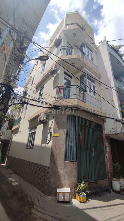 Lô góc HXH -4 tầng xịn xò siêu đẹp Q6 Giáp Q11