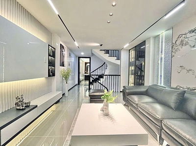 SIÊU PHẨM 5 TẦNG VIP HẺM 8M CHƯA TỪNG CÓ