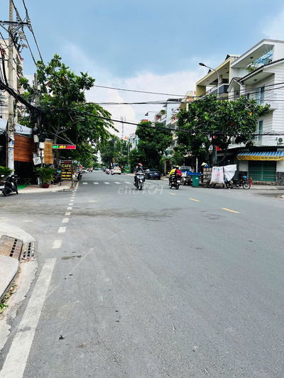 Bán Nhà Hẻm 7mét Bùi Đình Tuý Quận Bình Thạnh