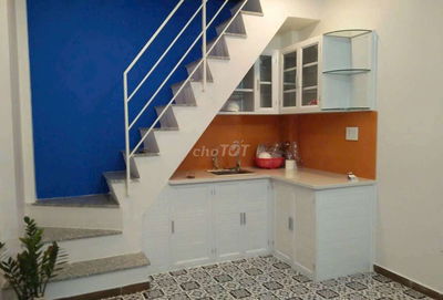 Cho thuê nhà 2 phòng ngủ tại đường Trần Quang Khải, quận 1