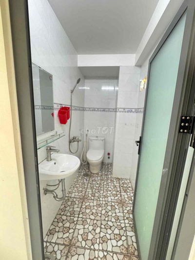 nhà trọ ngay cao đẳng công thương