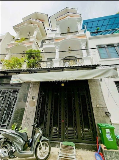 BÁN NHÀ 3 TẦNG. KHU ĐỒNG BỘ. LINH ĐÔNG, THỦ ĐỨC. ÔTÔ VÀO NHÀ. 6,7 TỶ