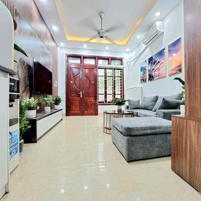 Bán nhà Bát khối -Long Biên , ô tô đỗ cổng 5,2 tỷ