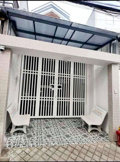 NHÀ 1 LẦU 3 PHÒNG FULL NỘI THẤT HOÀNG VĂN THỤ