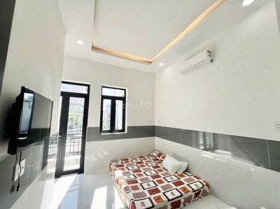 Nhà đẹp ở ngay HXH Mã Lò,Giá nhỉn 5 tỷ,DT 65m2,ô tô ngủ trong nhà