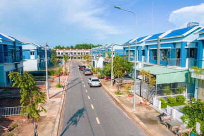 Bán nhà 2 tầng Oasis City - Đối diện đại học Việt Đức - Sổ Hồng Riêng